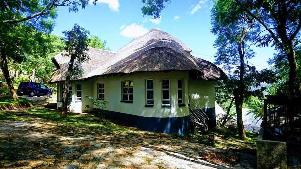 Mudziyashe Resort Lodge Хараре Экстерьер фото