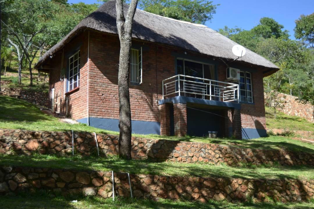 Mudziyashe Resort Lodge Хараре Экстерьер фото